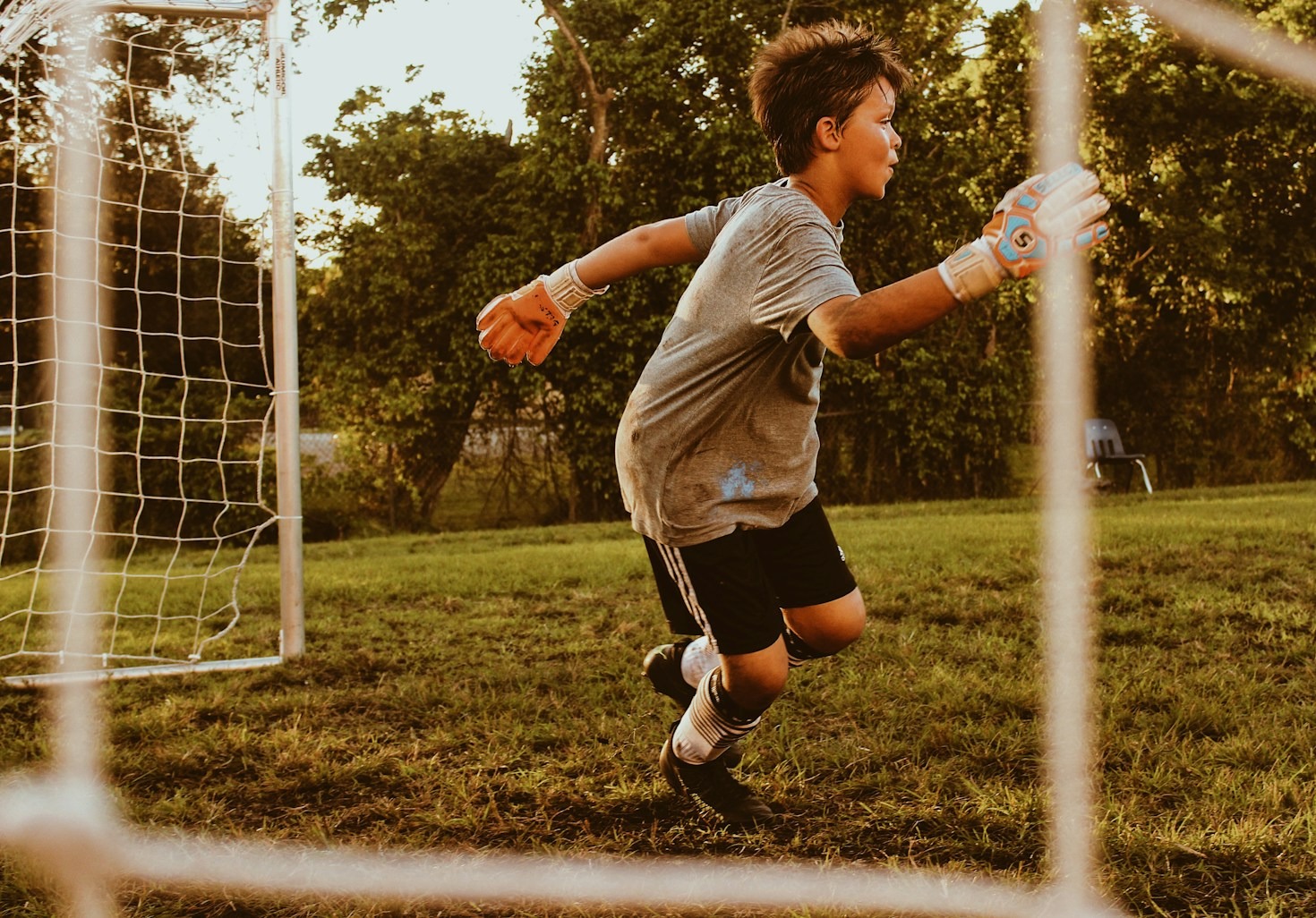 Building Resilience Through Competitive Team Sports